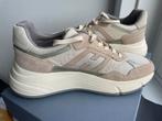 Hogan damessneaker maat 41 splinternieuw, Beige, Nieuw, Ophalen of Verzenden, Sneakers of Gympen