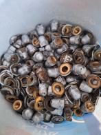 Ca. 360 stuks Dopmoeren M6 + ringen, Ophalen of Verzenden, Zo goed als nieuw, Bouten of Moeren