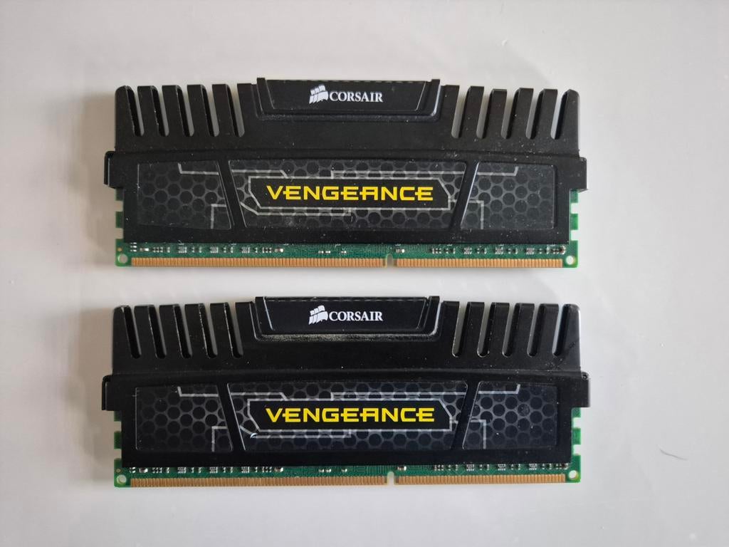 Corsair Vengeance 8GB (2x4GB) DDR3 1600MHz RAM Geheugen, Computers en Software, RAM geheugen, Gebruikt, 8 GB, DDR3, Ophalen of Verzenden