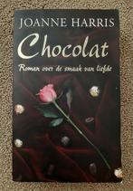 Joanne Harris: Chocolat. Roman over de smaak van liefde., Boeken, Ophalen of Verzenden, Zo goed als nieuw, Nederland, Joanne Harris