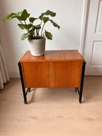 Mooi vintage kastje / naaikastje / halkastje uit de jaren 60, Huis en Inrichting, Kasten | Overige, Ophalen, Zo goed als nieuw