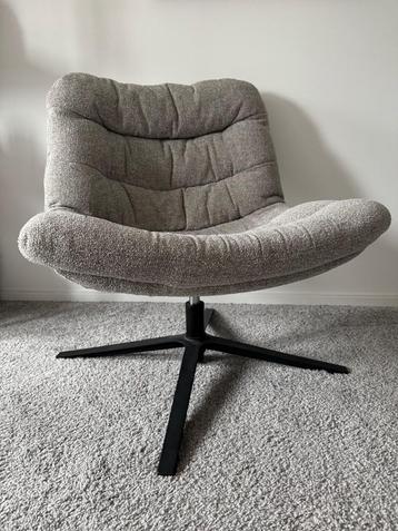 Twee moderne draaifauteuils – als nieuw! beschikbaar voor biedingen