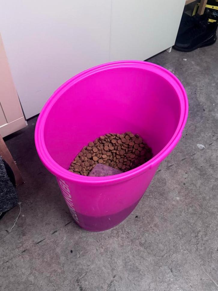 Gratis hondenvoeding met ton, Dieren en Toebehoren, Dierenvoeding, Hond, Ophalen of Verzenden