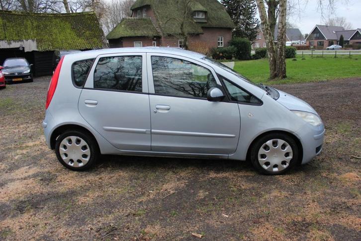 MITSUBISHI COLT 1.5 DIESEL  2005 LOOPT EN SCHAKELT PERFECT, Auto's, Mitsubishi, Bedrijf, Space Star, ABS, Airbags, Airconditioning