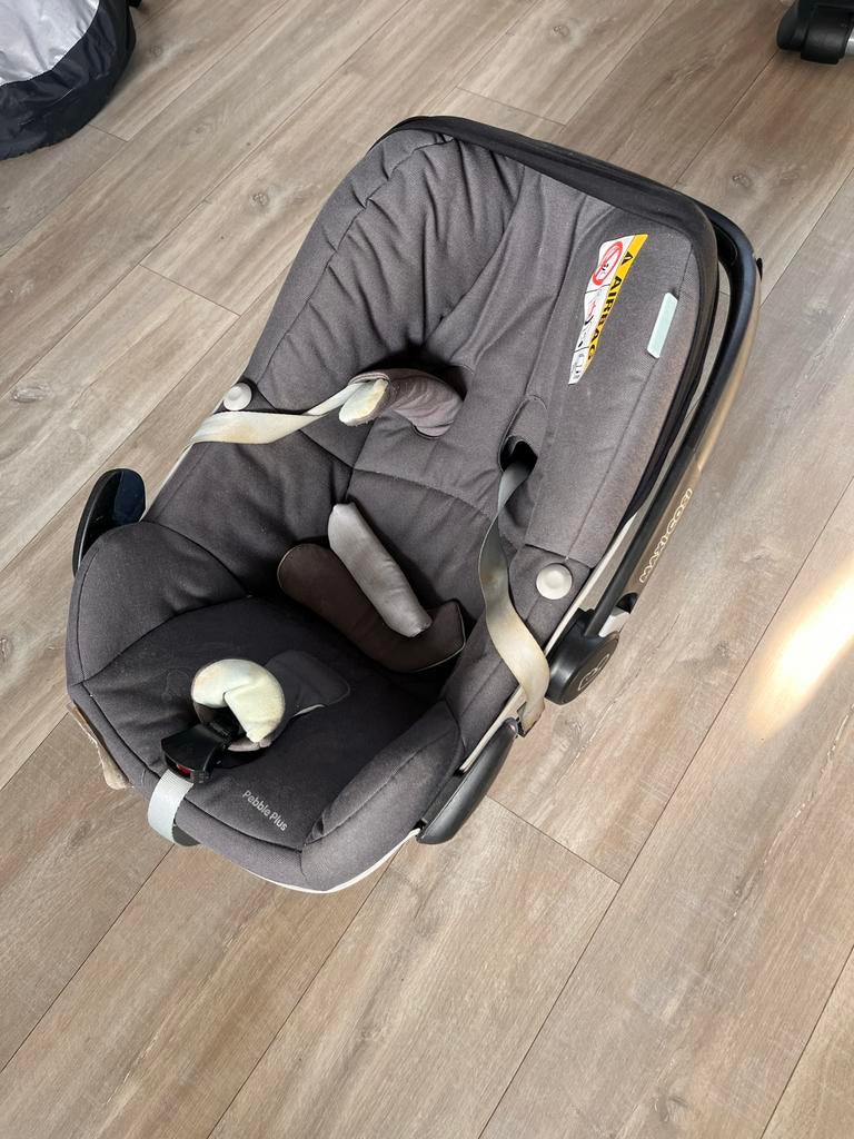 Maxi-Cosi Pebble Plus Autostoel, Kinderen en Baby's, Autostoeltjes, Zo goed als nieuw, Maxi-Cosi, 0 t/m 13 kg, Autogordel, Zijbescherming