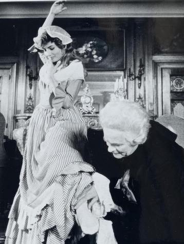 Zwart-wit foto: Secrets of Love beschikbaar voor biedingen