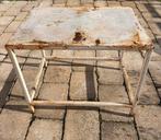 Industrieel bijzettafeltje, metaal, Ophalen of Verzenden