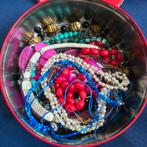 DOOSJE met vintage sieraden, Ophalen of Verzenden