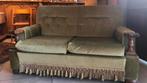 Velvet groene tweezits bank, Huis en Inrichting, Banken | Bankstellen, Ophalen, Gebruikt, Tweepersoons, 75 tot 100 cm