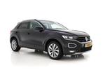 Volkswagen T-Roc 1.5 TSI Sport-Plus-Pack Aut. *ADAPTIVE-CRUI, Stof, 4 cilinders, 150 pk, Zwart