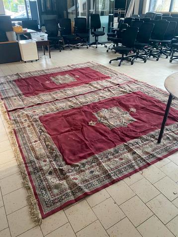 2x Marokkaanse tapijt 190 bij 270 cm beschikbaar voor biedingen