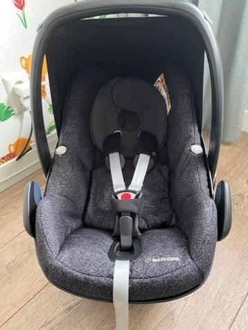 Maxi Cosi Pebble beschikbaar voor biedingen