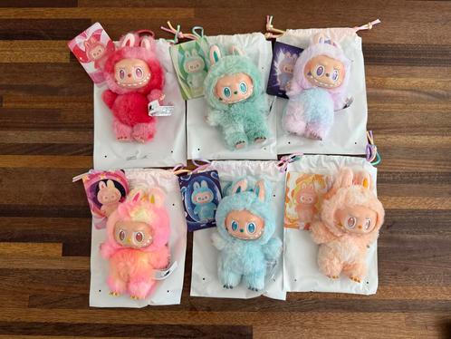 Pop Mart LABUBU big into energy, Kinderen en Baby's, Speelgoed | Knuffels en Pluche, Nieuw, Overige typen, Ophalen of Verzenden