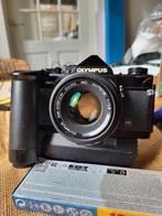 OLYMPUS OM2n met uitgebreide lenzen set en motordrive, Audio, Tv en Foto, Fotocamera's Analoog, Ophalen of Verzenden, Spiegelreflex