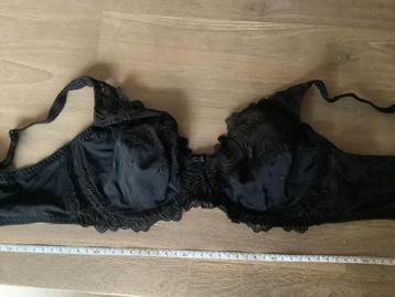 Bh 70 B hunkemöler beschikbaar voor biedingen