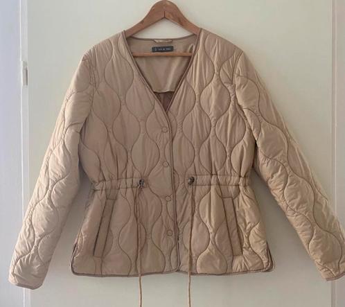 Superleuk gewatteerd jasje Ivy&You maat M, Kleding | Dames, Jassen | Zomer, Zo goed als nieuw, Beige, Ophalen of Verzenden