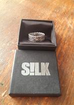 Prachtige ring van Silk., Gebruikt, Ophalen of Verzenden, Kleiner dan 17, Dame