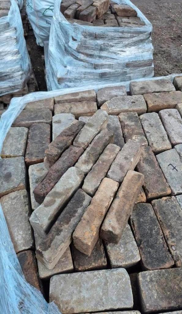 ✅️🧱PRACHTIGE HARDGEBAKKEN WAALTJES.  OUDE KLINKERS, Tuin en Terras, Tegels en Klinkers, Zo goed als nieuw, Klinkers, Keramiek