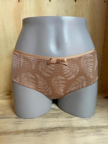 Dacapo slip maat 42 model dolcissima beschikbaar voor biedingen