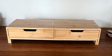 Monitorstandaard voor 2 monitoren beschikbaar voor biedingen