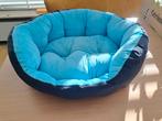 Licht blauw katten/hondenmandje, Ophalen of Verzenden, Zo goed als nieuw