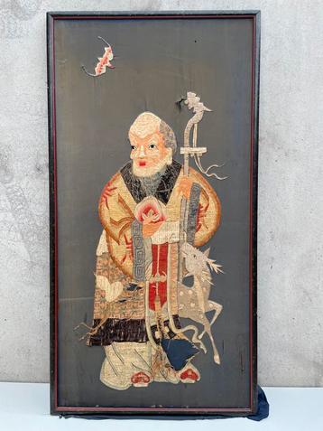 Chinees Textiel - Shou Lao op zijde beschikbaar voor biedingen
