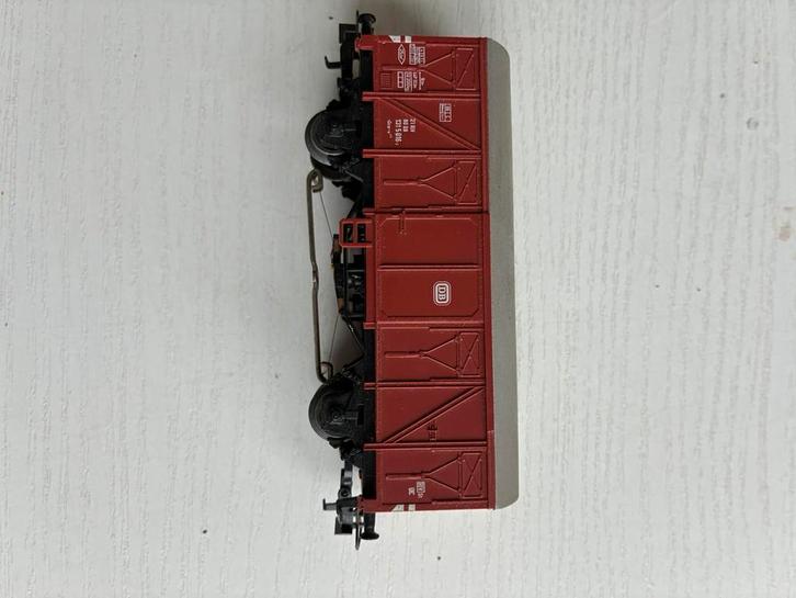 Marklin HO, gesloten goederenwagon met sluitlicht., Hobby en Vrije tijd, Modeltreinen | H0, Gebruikt, Wagon, Wisselstroom, Märklin