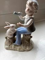 Vintage Porseleinen Beeldje Jongen met Konijn, Antiek en Kunst, Ophalen of Verzenden
