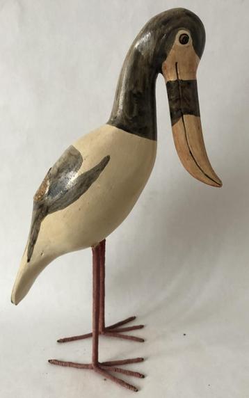 Afrikaans houtsnijwerk beschikbaar voor biedingen