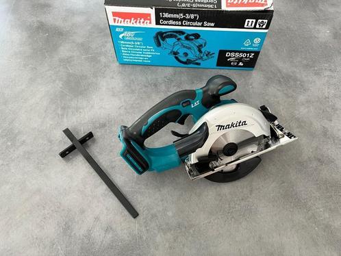 MAKITA DSS501 18v ACCU CIRKELZAAG 136mm ZAAG INVALZAAG BODY, Doe-het-zelf en Verbouw, Vloerdelen en Plavuizen, Nieuw, Vloerdelen of -planken