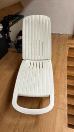 Ligbed Allibert voor bij zwembad, sauna of in de tuin, Ophalen, Zo goed als nieuw, Kunststof, Verrijdbaar