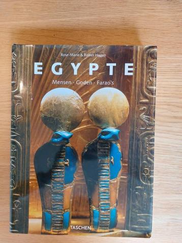 Boek over Egypte beschikbaar voor biedingen