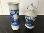 Twee antieke Chinees porseleinen miniatuur vazen. 19e Kangxi, Ophalen of Verzenden