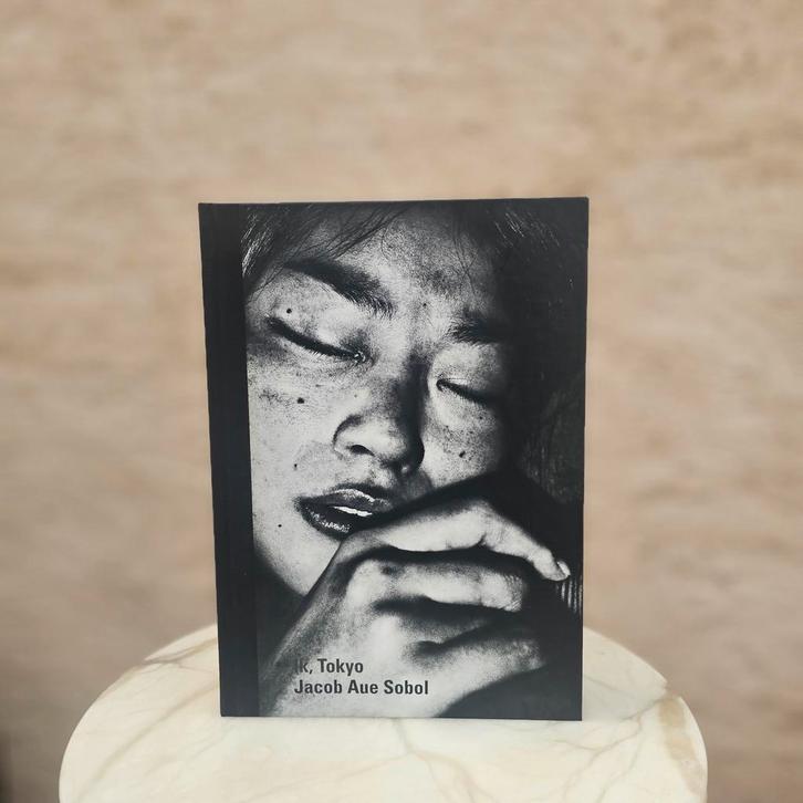 Ik, Tokyo - Jacob Aue Sobol (2008, in uitstekende staat), Boeken, Kunst en Cultuur | Fotografie en Design, Zo goed als nieuw, Fotografie algemeen
