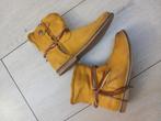 Mooie gele leren laarsjes van Develab maat 28, Kinderen en Baby's, Kinderkleding | Schoenen en Sokken, Ophalen of Verzenden, Develab