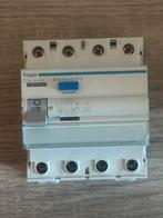 Hager aardlekschakelaar CDH 440G, Ophalen of Verzenden, Zo goed als nieuw