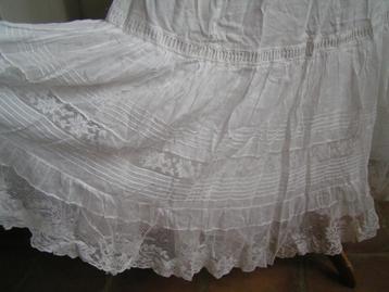 antieke franse rok maat 36 nr MM 688 beschikbaar voor biedingen