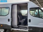 Iveco Daily 40C18 3.0L Automaat Dubbel Cabine L2H2 Euro6 Air, Auto's, Bestelauto's, Automaat, Gebruikt, Euro 6, 4 cilinders