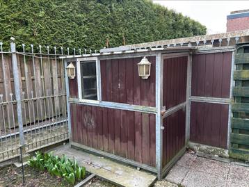 Tuinhuis / schuurtje met planken en verzinkte frame beschikbaar voor biedingen