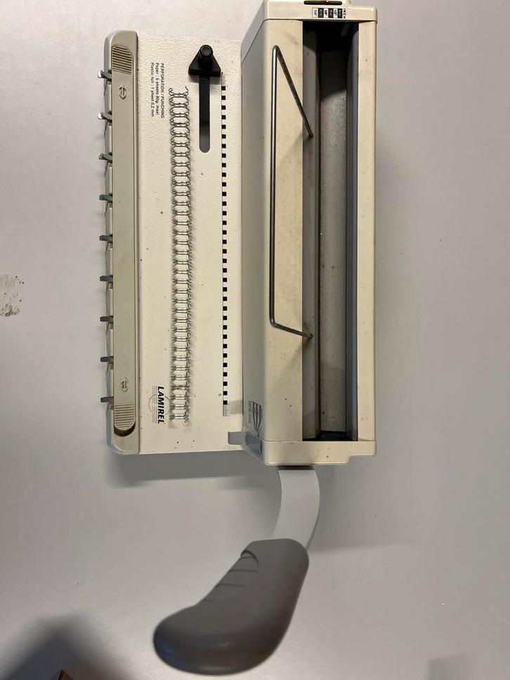 Lamirel Bindapparaat - Perfect voor kantoor!, Diversen, Schrijfwaren, Gebruikt, Ophalen of Verzenden