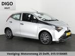 Toyota Aygo 1.0 VVT-i X SILVERLINE FUN CARPLAY NAVI AIRCO.5, Auto's, Toyota, Voorwielaandrijving, Stof, Gebruikt, Euro 6