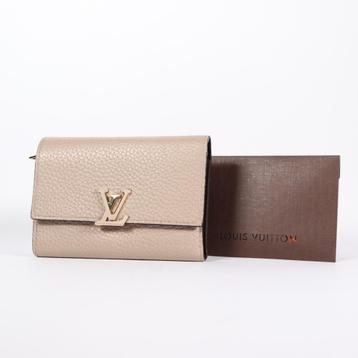 Louis Vuitton M62159 Capucines Compact Wallet - Met Bon beschikbaar voor biedingen