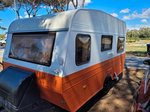 licht gewicht hobby caravan, Caravans en Kamperen, Caravans, Particulier, tot en met 2, 500 - 750 kg, Standaardzit, Hobby, Lengtebed