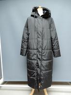 NORAH maat 42, hippe lange winterjas., Kleding | Dames, Jassen | Winter, Zwart, Maat 42/44 (L), Ophalen of Verzenden, Zo goed als nieuw