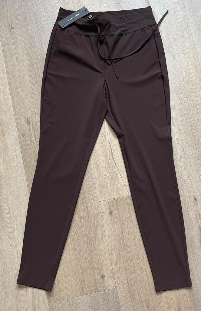 NIEUW Expresso bruine broek maat 36 (S), Kleding | Dames, Broeken en Pantalons, Nieuw, Maat 36 (S), Bruin, Lang, Ophalen of Verzenden