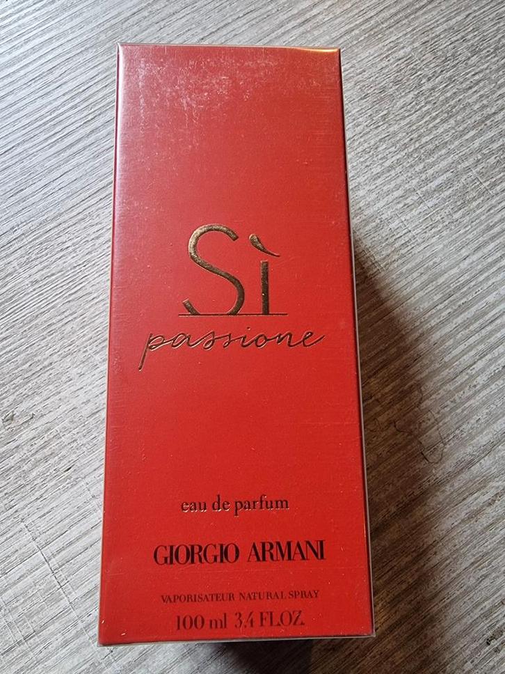Giorgio Armani Si Passione 100ml - Nieuw in doos, Sieraden, Tassen en Uiterlijk, Uiterlijk | Parfum, Nieuw, Ophalen of Verzenden