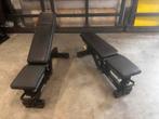 2 Technogym Pure Strength Adjustable Bench, Ophalen, Gebruikt, Fitnessbank