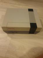 NES+ 2 controllers+ 2 zappers+ mario duckhunt, Ophalen of Verzenden, Zo goed als nieuw