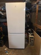 Indesit Koelkast met Vriesvak - Goed Werkend, Ophalen of Verzenden