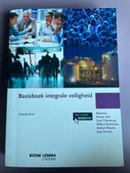 Basisboek Integrale Veiligheid - Tweede Druk, Boeken, Studieboeken en Cursussen, Ophalen of Verzenden, Gamma, Gelezen, HBO